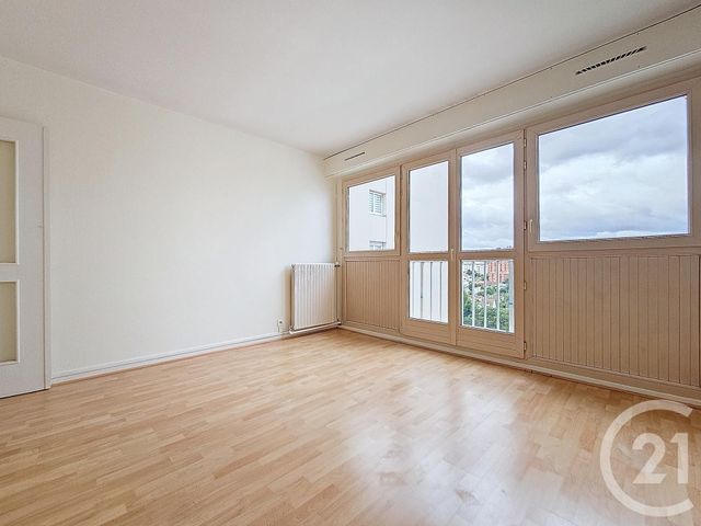 Appartement F3 à vendre - 3 pièces - 65.15 m2 - IVRY SUR SEINE - 94 - ILE-DE-FRANCE - Century 21 Raspail