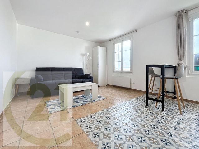 Appartement F1 à louer - 1 pièce - 21.85 m2 - CHOISY LE ROI - 94 - ILE-DE-FRANCE - Century 21 Raspail