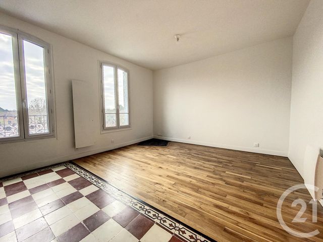 Appartement F2 à louer - 2 pièces - 39.34 m2 - VITRY SUR SEINE - 94 - ILE-DE-FRANCE - Century 21 Raspail